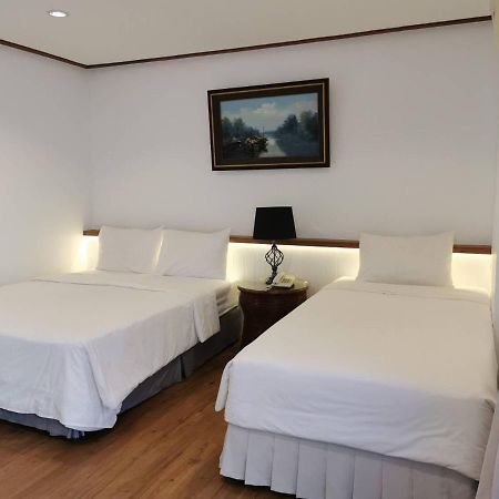 הואה הין Baanbusarin Hotel מראה חיצוני תמונה