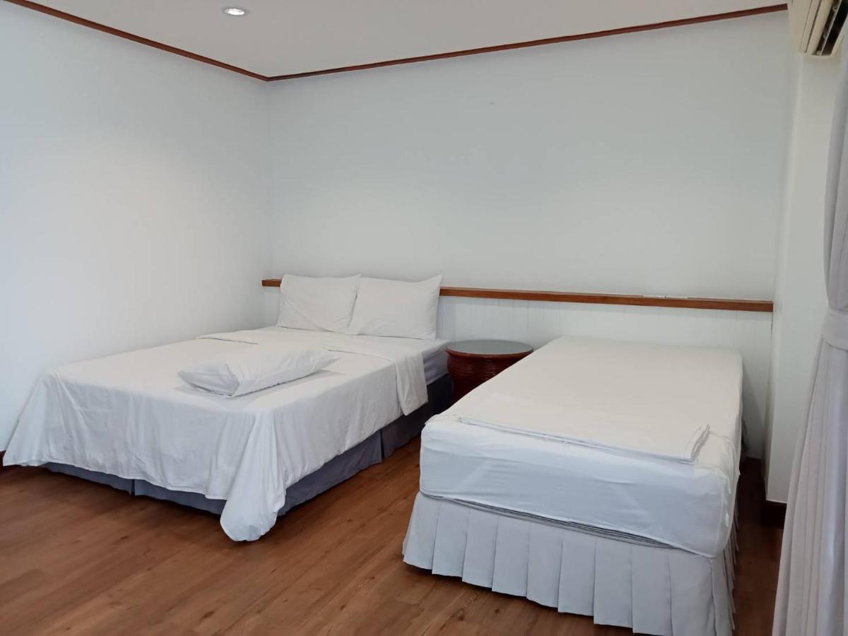 הואה הין Baanbusarin Hotel מראה חיצוני תמונה