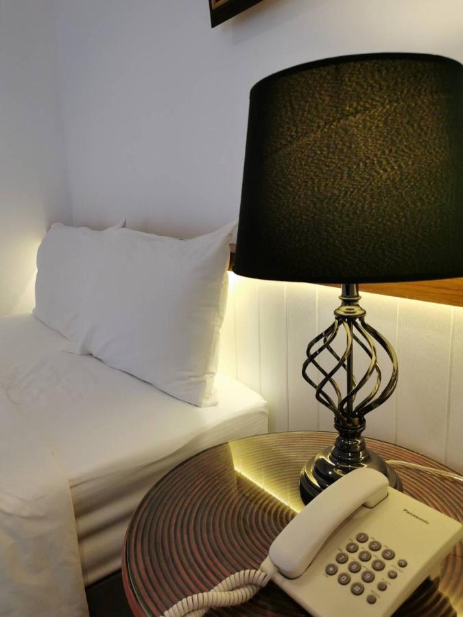 הואה הין Baanbusarin Hotel מראה חיצוני תמונה