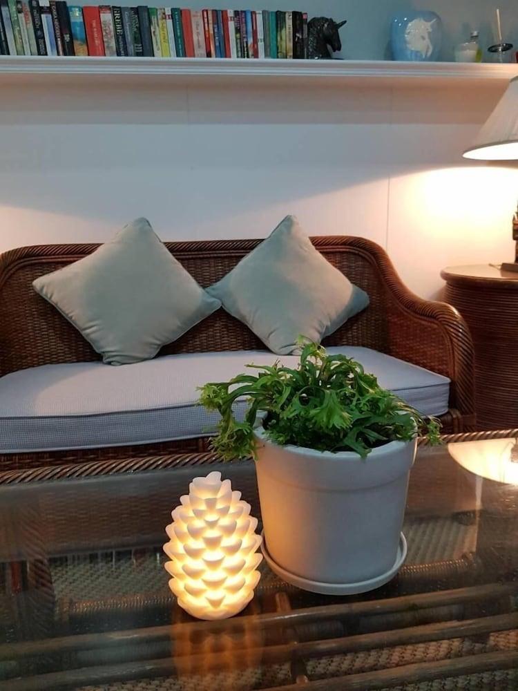 הואה הין Baanbusarin Hotel מראה חיצוני תמונה